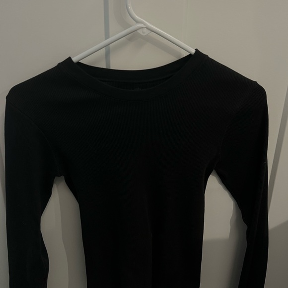 Brandy Melville Tops - Brandy Melville Simple Black Long Sleeve Top